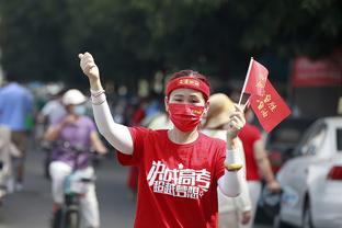 太阳报列球星太太团今年旅行次数：格拉利什女友居首，乔治娜第二